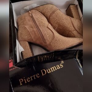 Pierre Dumas Brown Studded Heeled Boots Size 8 New In Box